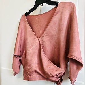 Aritzia Babaton Size S viscose blouse